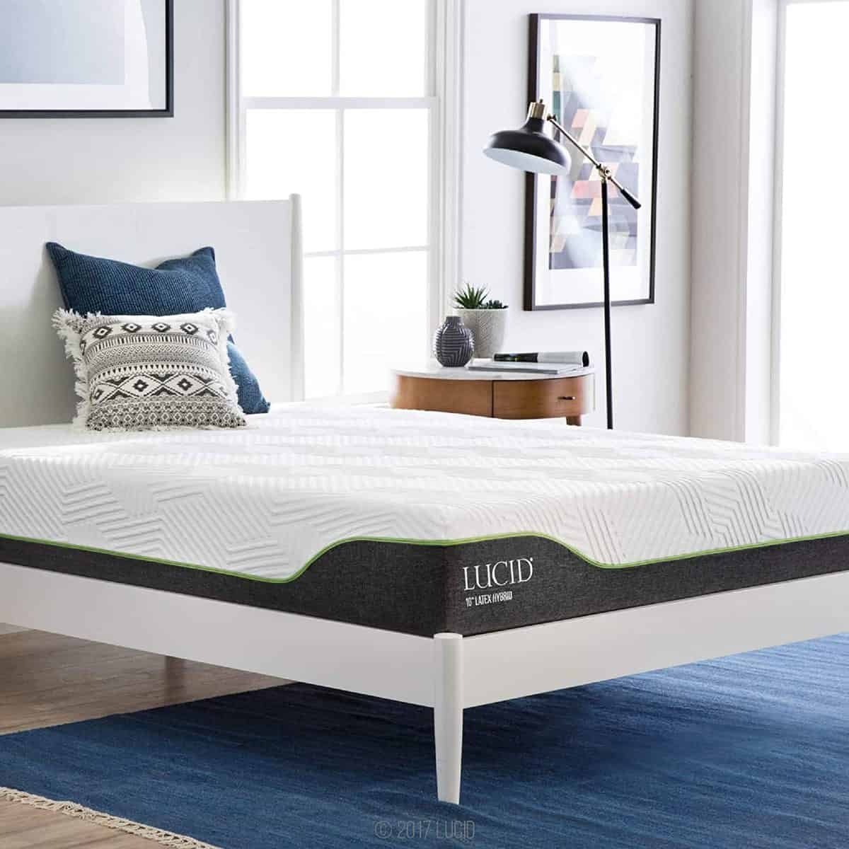 7 Affordable Latex Hybrid Mattresses - Best Of Both The Worlds